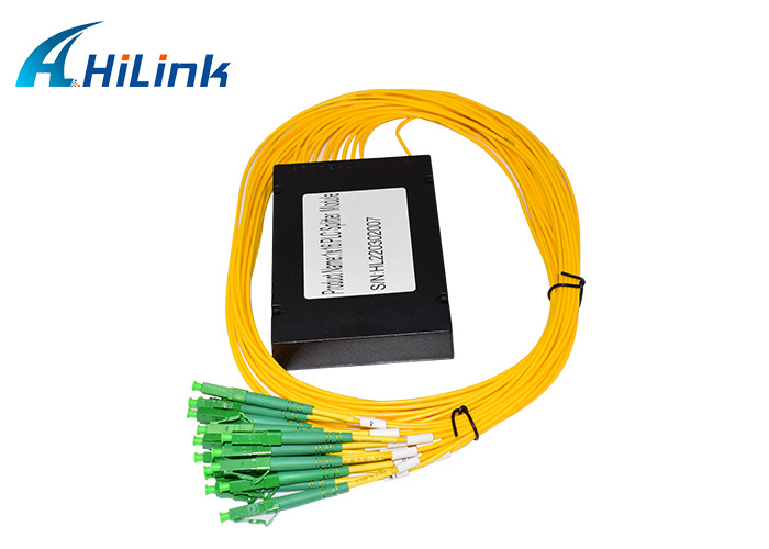 les ABS de fibre optique des connecteurs 1M du diviseur LC/APC de PLC 1x16 enferment dans une boîte des systèmes de FTTX