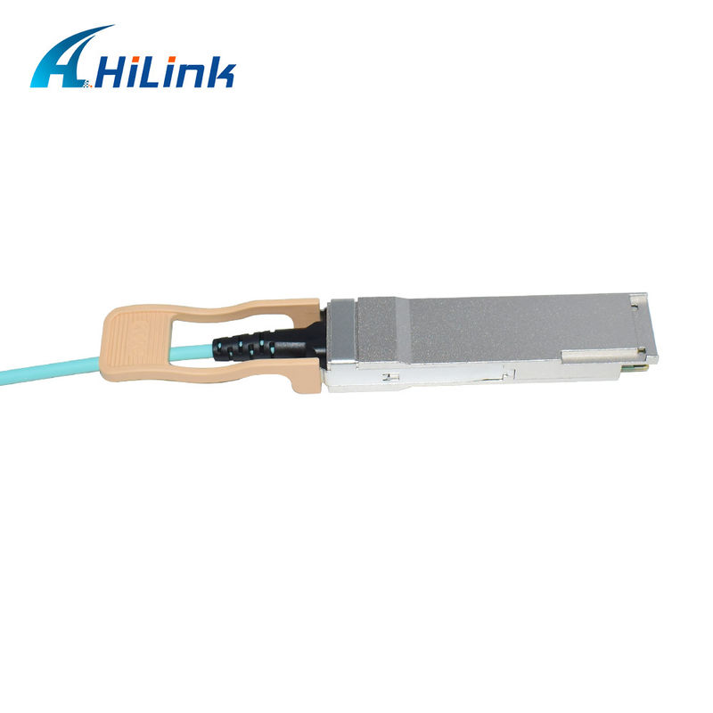 Solution AOC de câble optique actif 200G QSFP56 à 2*QSFP28 2*100G certifiée pour la transmission de données à des températures extrêmes